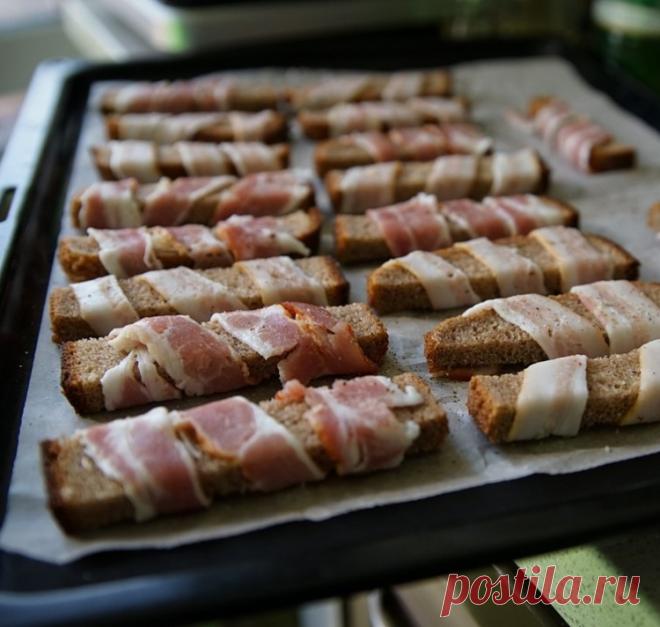 Сухари с беконом - Простые рецепты Овкусе.ру