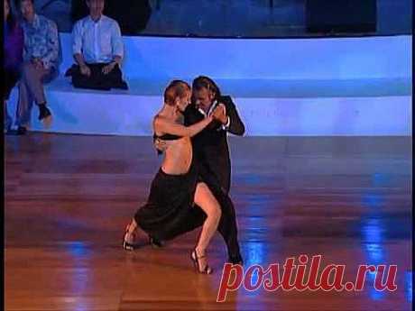 Roberto Herrera y Silvana Capra 2008 at the Taipei Tango Festival - La Cumparsita - YouTube