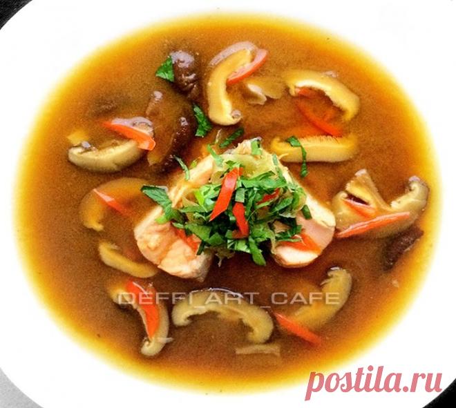 МИСО СУП С ФОРЕЛЬЮ И ШИИТАКЕ | DEFFI_ART_CAFE