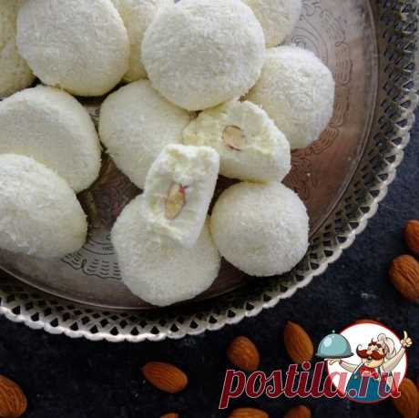 "РАФАЭЛЛО" ЗА 5 МИНУТ

Всего 4 ингредиента ,а так вкусно!

Ингредиенты:
Сухое молоко — 250 г
Сгущенное молоко — 370–400 г 
Миндальные орешки — по вкусу 
Кокосовая стружка — по вкусу

Приготовление:
1. Смешиваем сухое молоко и сгущёнку до однородности. 
2. Влажными руками лепим шарик и в серединку кладём миндаль, обваливаем в кокосовой стружке. Готово!

Приятного аппетита!
#рецепт