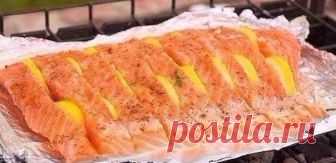 4 маринада для рыбы. Сохраните себе обязательно!

1.) ВКУСНАЯ СОЛЕНАЯ РЫБКА ЗА 2 ЧАСА .

Рыбу, приготовленную таким способом, можно кушать уже через 2 часа. Но еще вкусней она получится, если постоит немного в холодильнике и пропитается маслом. Но и сразу она очень хороша. В этот раз я солила сразу и селедку, и скумбрию вместе. Вы берите рыбку на свой вкус.

Ингредиенты:
2 рыбки
лук по вкусу (его можно побольше, очень вкусный)
вода комнатной температуры 400 мл
соль 2 столо...
