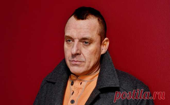 Умер актер из «Спасти рядового Райана» Том Сайзмор. Актер Том Сайзмор, сыгравший сержанта Майкла Хорвата в фильме «Спасти рядового Райана», умер в возрасте 61 года, сообщает Variety со ссылкой на его менеджера Чарльза Лаго.