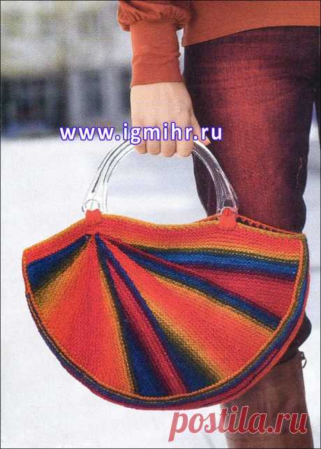 Пестрая сумка, связанная укороченными рядами. Спицы