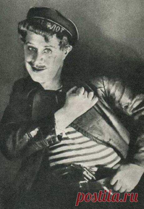 Михаил Жаров, 27 октября, 1899
• 15 декабря 1981