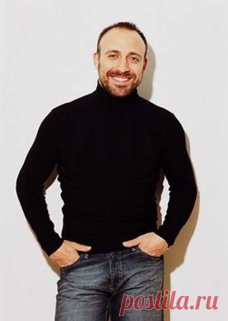 Халит Эргенч (Halit Ergenc) биография актера, фото, личная жизнь, его семья и жена