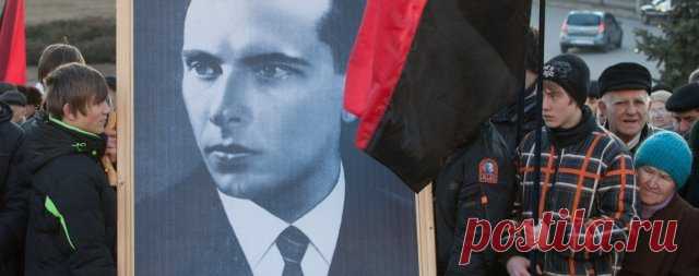 На Украине стали отказываться от Бандеры и называть его «гибридным оружием Кремля»