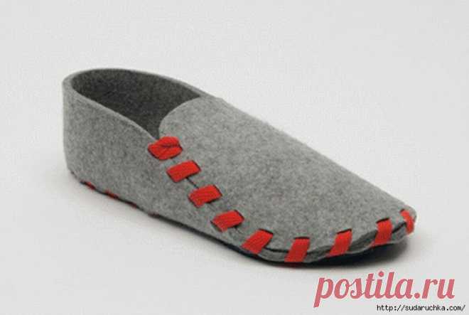 Тапочки из войлока , за 15 минут- очень просто!!!!!!!!