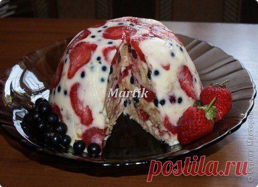 Клубнично-смородиновый торт.