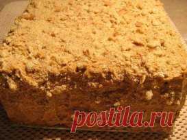 ТОРТ ИЗ ПЕЧЕНЬЯ БЕЗ ВЫПЕЧКИ
Это вкус нашего детства. Все просто, быстро и очень вкусно!
Понадобится:
✔Печенье «Юбилейное» (или подобное) - 1 кг;
✔Сгущенное молоко (варенное) – 400 г;
✔Масло сливочное – 200 г;
✔Ванилин
Приготовление:
Масло взбить добела. Добавить варенное сгущенное молоко, ванилин и ещё раз хорошенько взбить.
Печенье укладываем на твердую основу (поднос) рядами и смазываем кремом, в том числе и по бокам.
Несколько печений покрошить и посыпать торт.
И все! Приятного аппетит
