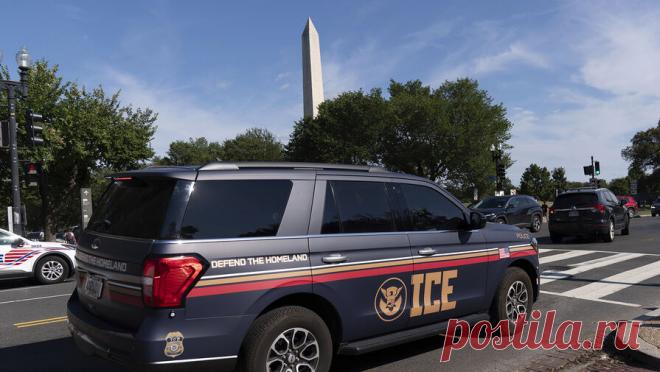 Украинку задержали в США из-за истечения срока действия статуса защиты. Гражданку Украины Викторию Булавину задержали в США после завершения собеседования на получение грин-карты. Об этом сообщил телеканал NBC News. Булавина и ее муж Виктор Король 4 декабря пришли в Службу гражданства и иммиграции США на ...