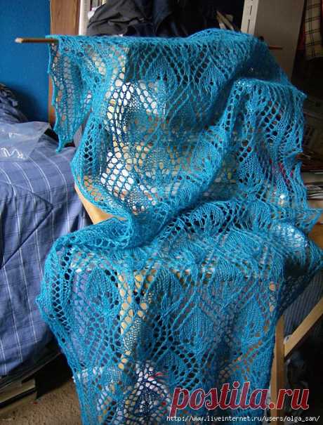 Кружевной палантин узором &quot;листья&quot;. Спицами. Без перевода. / Обсуждение на LiveInternet - Российский Сервис Онлайн-Дневников