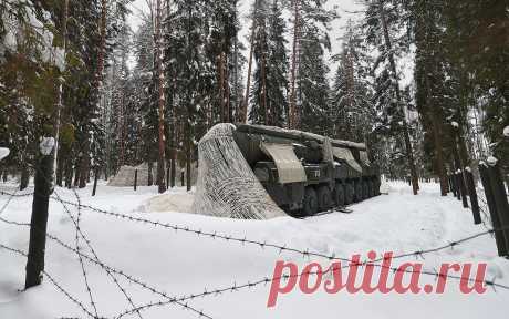 Минобороны провело учения с ракетными комплексами «Ярс» под Иваново. В Ивановской области проходят учения с участием стратегических подвижных грунтовых ракетных комплексов (ПГРК) «Ярс», военнослужащие отработали смену полевых позиций при выполнении задач боевого дежурства на маршрутах боевого патрулирования.