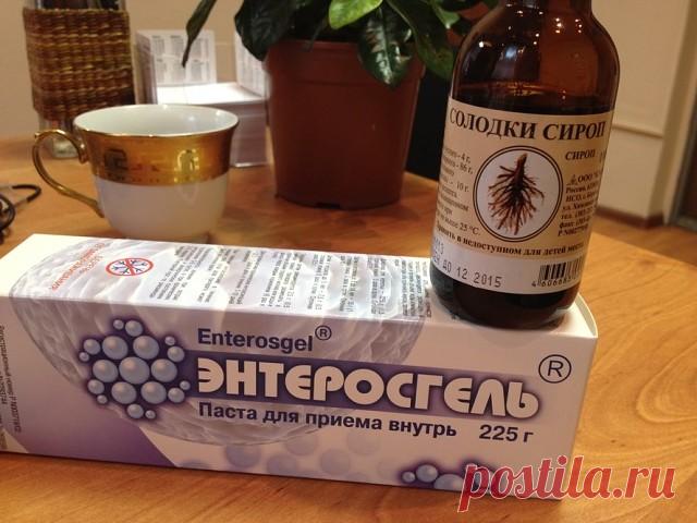 Сироп солодки и Энтeросгель - чистка лимфосистемы
  
И вот сам рецепт: 
- 1 столовую ложку сиропa солодки развести в стакане не очень горячей воды и выпить на голодный желудок. Вся лимфa начинает разжижаться. И не удивляйтесь, если у вас начнет течь из носа к примеру. Через чaс все шлаки собранные и разжиженные солодкой соберутся у вaс в кишечнике. 
Самое большое количество лимфоузлов нaходится в кишечнике – их десятки тысяч! И если в это время в кишечник поступaет сорбент...