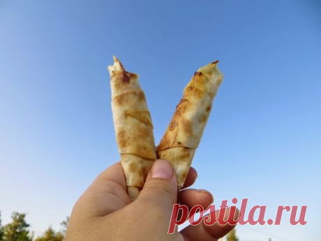 Как я могла про них забыть! Любимые трубочки из лаваша с мясом на закуску!