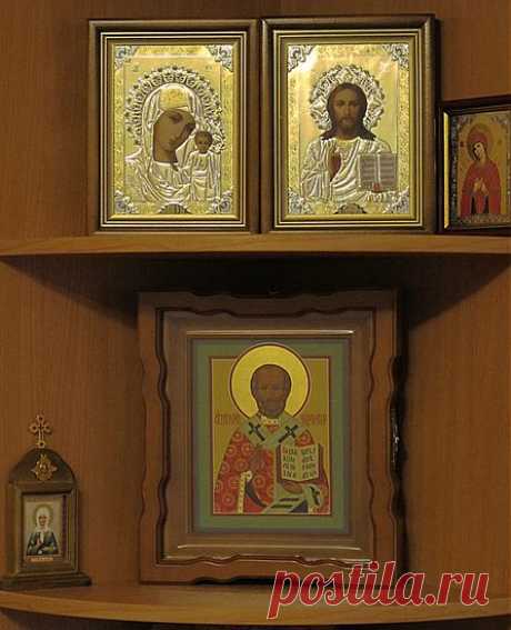 Как правильно разместить иконы в доме....