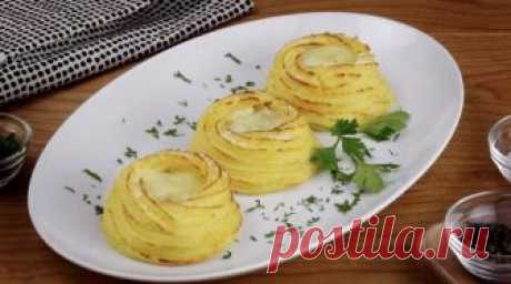 8 простых и очень вкусных рецептов для горячих закусок из картофеля.