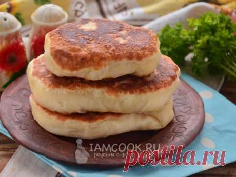 Лепёшки с сыром и колбасой на кефире
