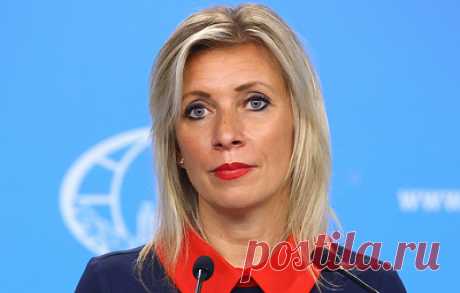 Захарова заявила о желании США выдворить еще 55 российских дипломатов. По словам официального представителя МИД РФ, Россия вновь предлагает США остановить &quot;маховик эскалации&quot; и начать честный, взаимоуважительный разговор по всем &quot;раздражителям&quot; в двусторонних отношениях