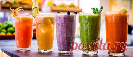 Смузи при панкреатите: можно ли пить, польза и вред, рецепты напитков Можно ли пить смузи при панкреатите, и чем напитки полезны для поджелудочной железы? Разберем, из каких продуктов можно готовить смузи для больных панкреатитом, преимущества напитка и почему его нельзя пить каждый день?