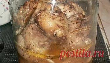 Курица в банке - пальчики оближешь.