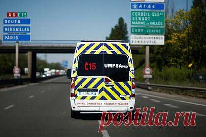 Пьяная женщина оторвала бойфренду кусок пениса в порыве гнева. На юге Франции 36-летняя женщина в состоянии алкогольного опьянения поссорилась с бойфрендом и оторвала ему часть пениса. Между женщиной и ее 45-летним партнером завязалась словесная перепалка, после чего они начали драться. В порыве гнева пьяная женщина схватила бойфренда за гениталии и содрала с них часть кожи.