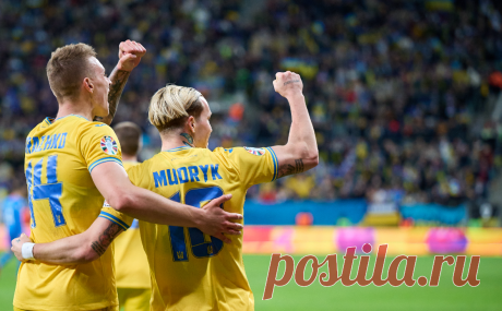 МВД Германии обещало сборной Украине усиленную защиту на Евро-2024. Украинцы на групповом этапе Евро сыграют с румынами, словаками и бельгийцами. Матчи пройдут в Мюнхене, Дюссельдорфе и Штутгарте