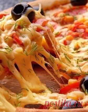 Как приготовить пиццу с хрустящей основой за 20 минут | Вкусные рецепты