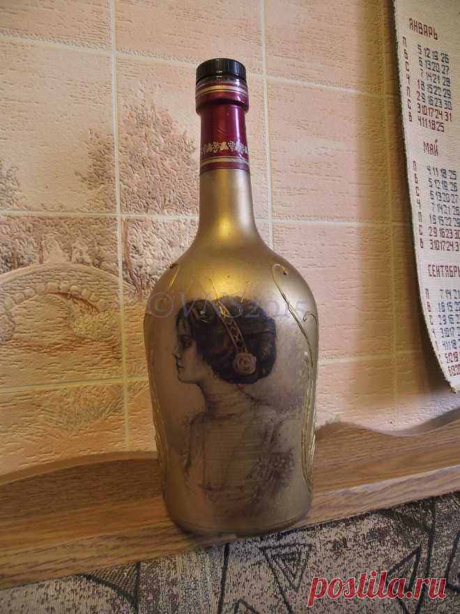 Декупаж бутылки "Ретро"