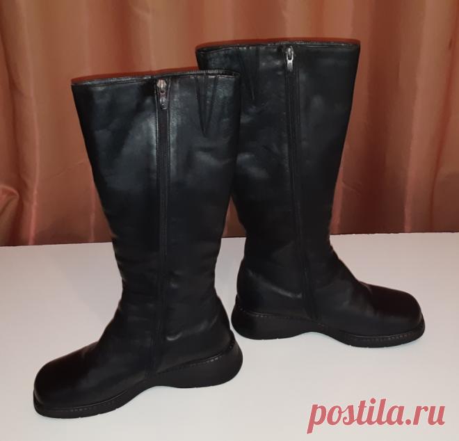 Сапоги женские зимние. Натуральная кожа. Бренд Francesco Donni De Luxe. 
Подкладка : мех.
Размер : 40 (275 С ) .
Мало б/употреблении.
Стелька : 26 см.
Справка о компании: 
https://companies.rbc.ru/trademark/240082/francesco-donni-de-luxe/
  
#ЗимниеЖенскиеСапоги
#СапогиЗимниеFrancescoDonniDeLuxe
#СапогиНатуральнаяКожа 
#ЗимниеСапогиБрендFrancescoDonniDeLuxe #СапогиЗимниеЖенские