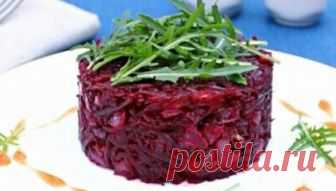 Невероятно вкусный салат из свеклы с жареным луком... Представляем вашему вниманию рецепт превосходного салатика, который понравится абсолютно всем. Состав простых ингредиентов и лёгкость приготовления несомненно порадует каждую хозяйку. Несмотря на это...