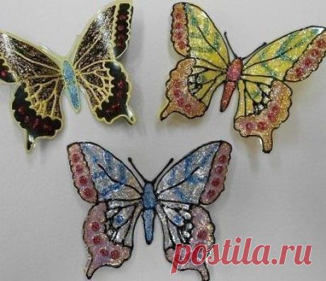Красивая бабочка из пластиковой бутылки.