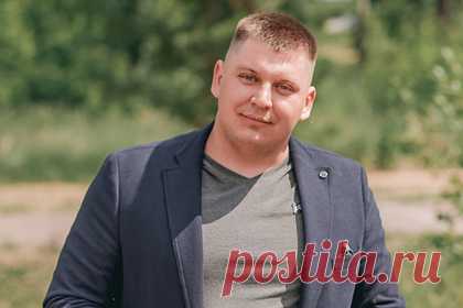 Подозреваемого в убийстве инвалида депутата исключили из КПРФ. КПРФ исключила из своих рядов 29-летнего депутата горсовета Мелеуза Александра Котелевского, который подозревается в убийстве инвалида. Александра Котелевского задержали после того как он в ходе перепалки до смерти избил инвалида, который работал над его заказом.