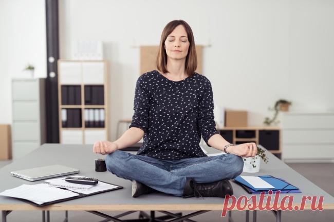 Беспокойство.
Приложение Pacifica — Stress & Anxiety помогает преодолеть стресс, тревогу, депрессию с помощью разработанной методики — медитации, релаксации, контроля настроения и здоровья. Улучшить настроение и проанализировать факторы, приводящие к расстройству, поможет MoodKit (iOS): приложение предоставляет советы и инструменты профессиональной психологии для повседневной жизни.