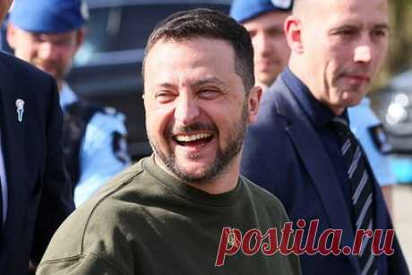 Зеленский согласился посетить Португалию. Президент Украины Владимир Зеленский принял приглашение президента Португалии Аугушту Сантуша Силвы посетить Лиссабон и выступить в парламенте страны. По словам португальского лидера, Зеленский согласился незамедлительно. Ранее, 5 мая, президент Украины провел встречу с представителем Бахрейна.