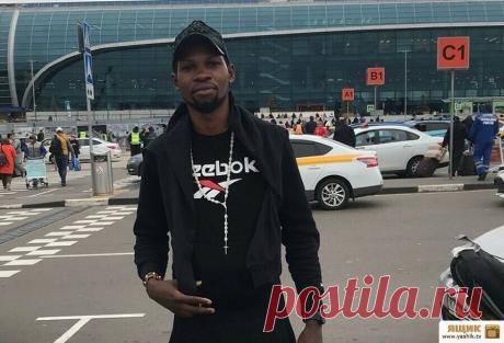 52-летняя бабушка вышла замуж за африканца и родила ему... 52-летняя бабушка вышла замуж за африканца и родила ему близнецов. Что с женщиной сегодня 

Познакомились Наталья и Паул...