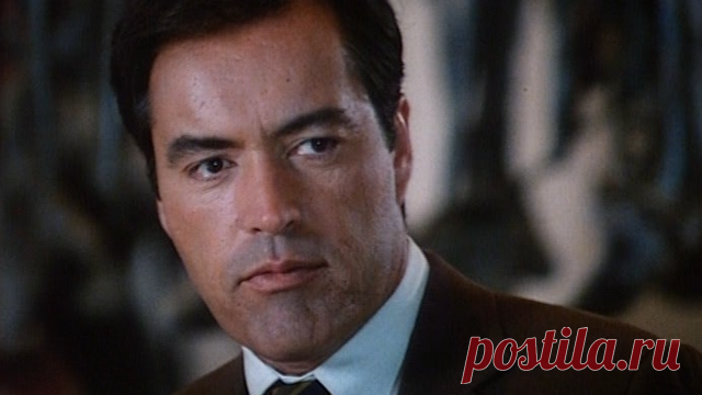 Пауэрс Бут (Powers Boothe)
- 1 июня, 1948 • 14 мая 2017