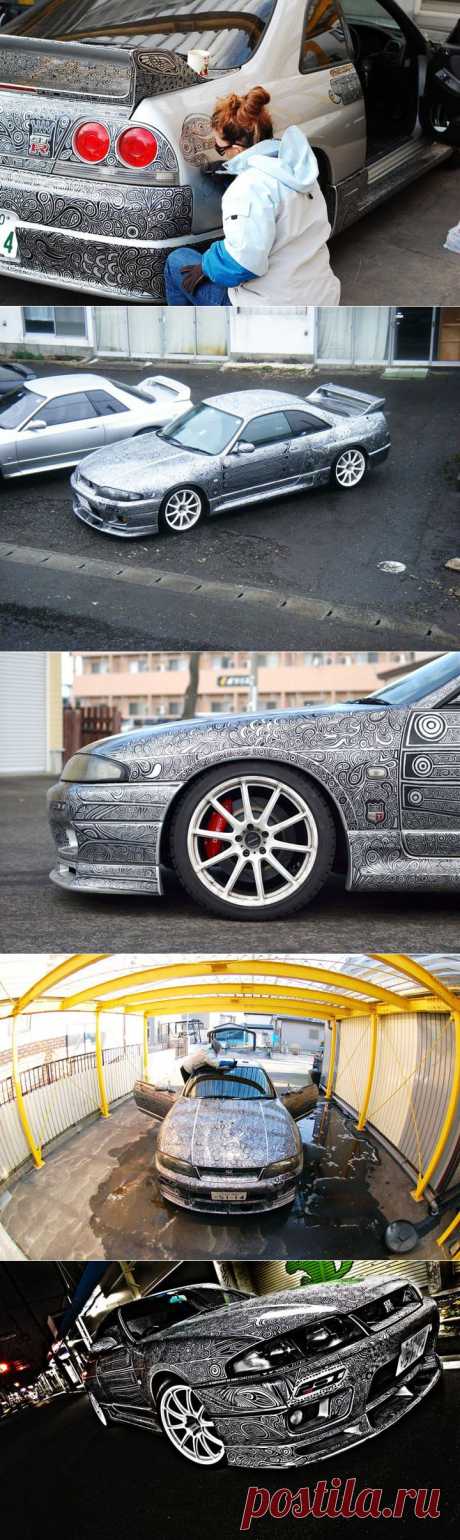 Этот парень разрешил своей жене-художнице разрисовать его Nissan Skyline GTR, простым черным маркером / Surfingbird - все, что интересно тебе