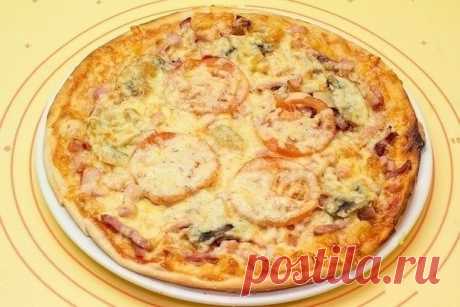 Пицца

Есть ли у вас коронное блюдо? Так вот у меня по настоящему коронное блюдо - пицца. Тонкая, с хрустящей корочкой и просто обалденным вкусом! Съедается все в мгновение ока. А вы готовите пиццу дома?

Подробно как приготовить тесто у меня написано вот в этом рецепте. Очень здорово выручает меня с замесом теста хлебопечка. Так как месит она - мне нужно месить час. Так что, хозяюшки, для дрожжевого теста хлебопечка просто находка. Ну а теперь готовим пиццу.

Ингредиенты:...