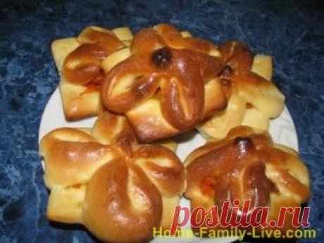 Булочки с курагой и морковью