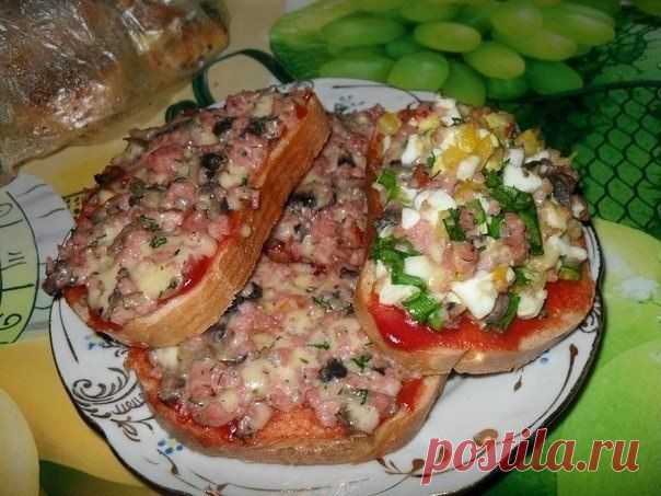 Новости
Очень вкусные и сытные бутерброды для завтрака и ужина!

Ингредиенты:

для начинки:
●слегка поджаренные грибы (шампиньоны, но можно и другие)
●копченая колбаса
●твердый сыр
●зелень