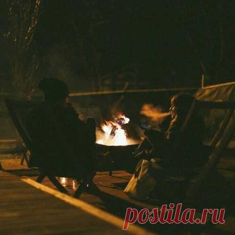 Великолепный Фредерик Шопен выступает спонсором сегодняшней музыкальной ночи. Откинься в кресле, отпусти все лишнее из головы и просто слушай