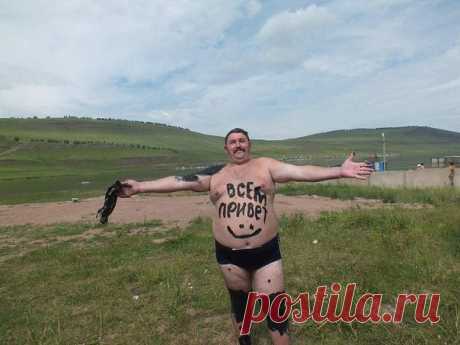 На просторах Tumblr обнаружен самый суровый блог о России — Miloserdie, состоящий из фотографий наших соотечественников, многие из которых просто взрывают мозг