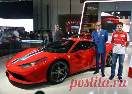 Dubai International Motor Show 2013 - 2013