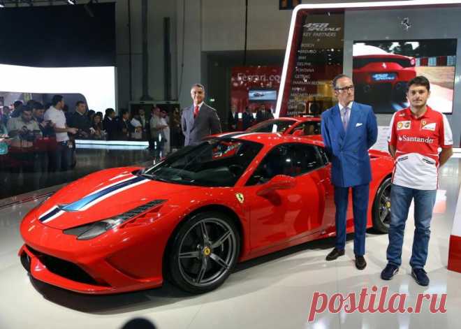 Dubai International Motor Show 2013 - 2013
