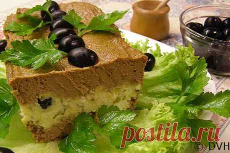 Паштет из куриной печени с сырной прослойкой и оливками