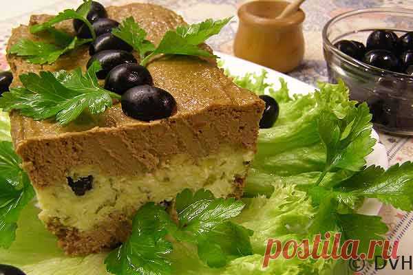 Паштет из куриной печени с сырной прослойкой и оливками