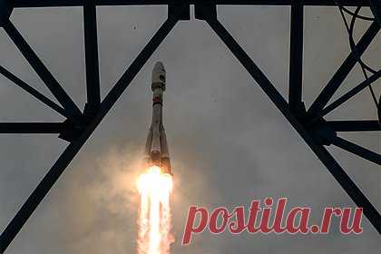 Стала известна причина провала российской лунной миссии. Сбой системы управления привел к крушению «Луны-25». Наиболее вероятной причиной аварии автоматической межпланетной станции (АМС) «Луна-25» стала ошибка в работе бортового блока управления, который не смог определить приоритетность выполнения команд. К таким выводам пришла комиссия госкорпорации «Роскосмос», занимающаяся изучением причин случившегося.