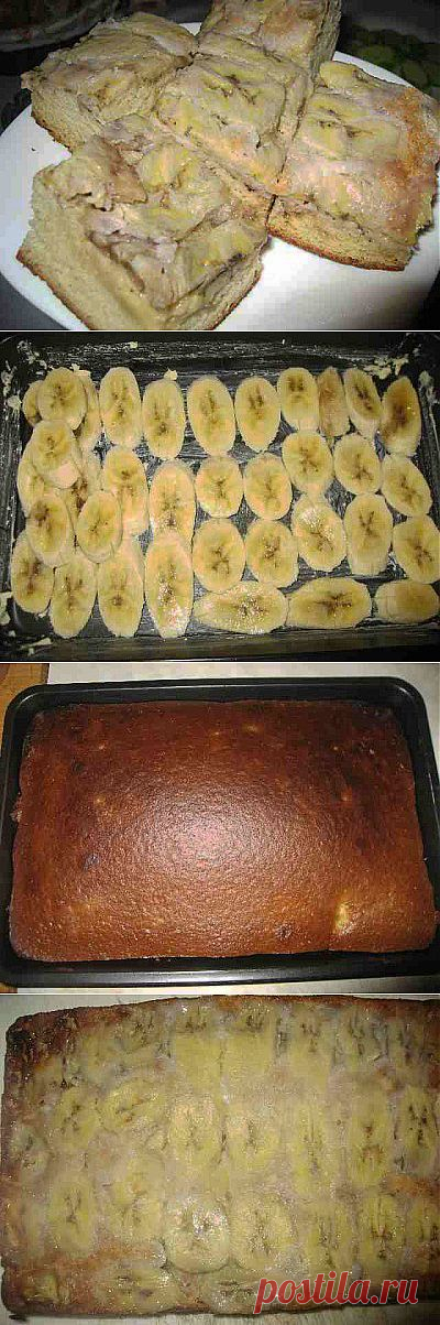 Банановый пирог.