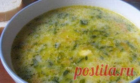 Суп со шпинатом - 100 меню на каждый день Шпинат в свежем виде активизирует перистальтику кишечника, и обладает легким  слабительным эффектом. Французы называли шпинат «метлой для желудка», так как он помогает выводить из организма шлаки и токсины. Шпинат очень полезен при заболеваниях...