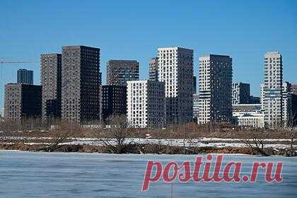 Риелтор оценил ситуацию на рынке недвижимости в России. Эксперт Константин Барсуков заявил о дефиците как предложения так и спроса на рынке недвижимости. Он объяснил это выжидательной позицией покупателей и продавцов. В этой ситуации отрасль ждет господдержки, подчеркнул он. «Как это все развернется зависит от мер правительства и Центробанка», — поделился Барсуков.